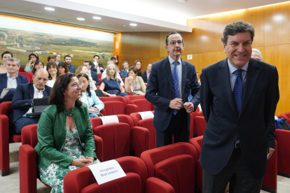 El consejero de Economía y Hacienda de la Junta de Castilla y León, Carlos Fernández Carriedo, en el seminario 'Europa invierte en mi región'. ICAL