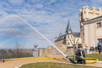 El Patronato del Alcázar de Segovia realiza el simulacro anual para probar sus sistemas de seguridad y antincendios.- ICAL