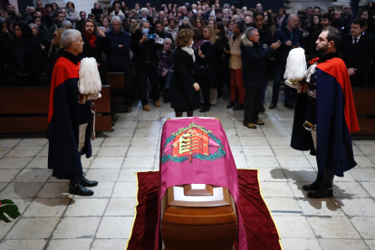 Entierro de Concha Velasco en Valladolid.- E. M.