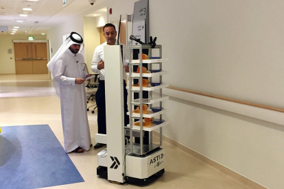 SASHA recorre las instalaciones del Centro Médico y de Investigación Sidra en Qatar. REPORTAJE GRÁFICO: EL MUNDO