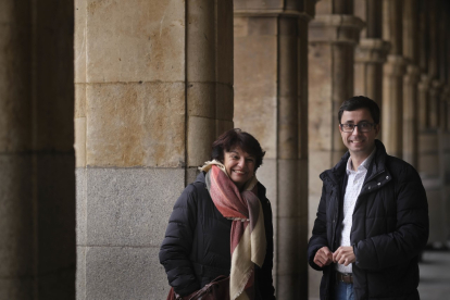 Los dos candidatos del PSOE a la alcaldía de Salamanca, Soledad Murillo y José Luis Mateos. ENRIQUE CARRASCAL