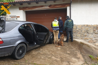 Detenido en Mombeltrán (Ávila) por saltarse el estado de alarma y llevar ocho gramos de cocaína para su venta. - E.M.