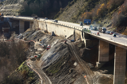 Obras de finalización del viaducto O Castro en la autovía A6 - ICAL