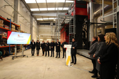 Mañueco visita la planta Red de Calor de Ponferrada.- ICAL