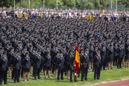 Celebración del acto de jura de la nueva promoción de la Policía Nacional en Ávila. -ICAL