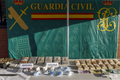 Detenidas 14 personas tras desarticular dos clanes especializados en el tráfico de estupefacientes en Salamanca. ICAL