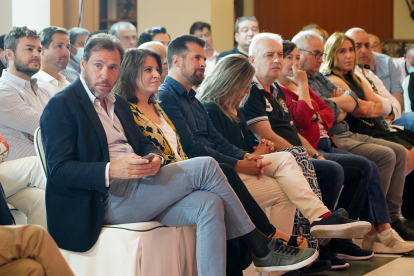El alcalde de Valladolid, Óscar Puente, junto a Adriana Lastra y Luis Tudanca en un encuentro con los alcaldes y concejales de la provincia.- ICAL