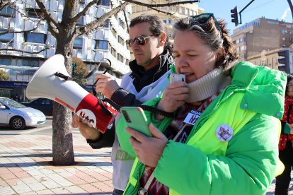Manifestación en León contra el maltrato de galgos en la caza. - ICAL