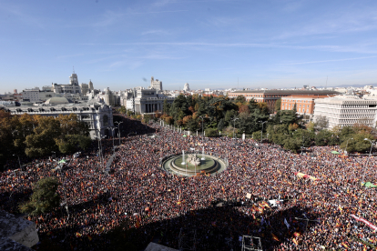 Manifestación en Madrid en defensa del Estado de Derecho y la Igualdad de todos los españoles y en contra de la amnistía. ICAL