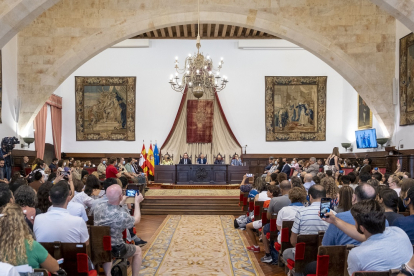 El rector Ricardo Rivero inaugura la LIX edición de los Cursos de Verano de Cursos Internacionales de la Universidad de Salamanca. - ICAL