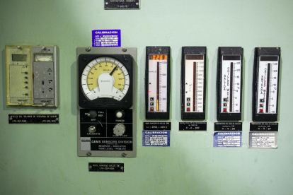 Detalle de la sala de control de la central nuclear Santa María de Garoña antes de su desmantelamiento.- TOMÁS ALONSO