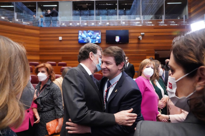Toma de posesión de Mañueco como presidente de la Junta - Mariano Rajoy y Alfonso Fernández Mañueco.- ICAL