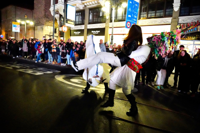 Celebración de un desfile con diferentes antruejos de la provincia de León. -ICAL.