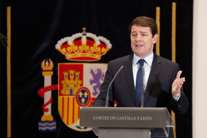 Toma de posesión de Mañueco como presidente de la Junta - Alfonso Fernández Mañueco.- J. M. LOSTAU