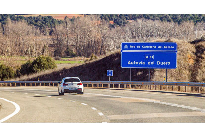 Tramo de la Autovía del Duero a su paso por la provincia de Soria. MARIO TEJEDOR