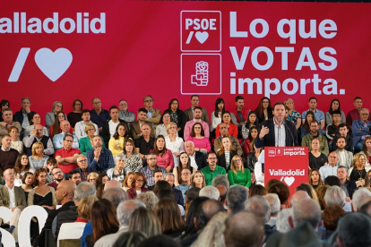 Óscar Puente, alcalde de Valladolid y candidato a la reelección, en un acto público en Valladolid al que asistió Pedro Sánchez, presidente del Gobierno. -ICAL