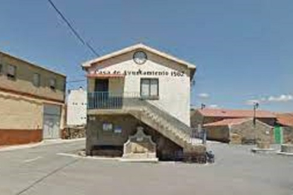 Ayuntamiento del Collado del Mirón, en Ávila. - EM