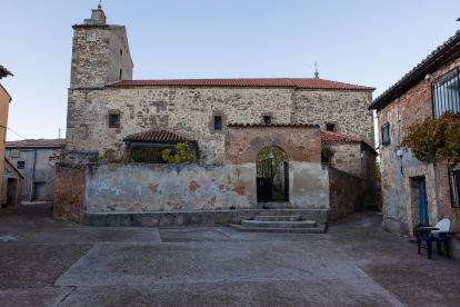 Iglesia de Sagides, en Soria, que sufre una plaga de termitas. -ICAL