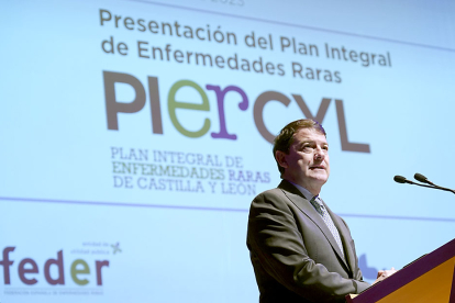El presidente de la Junta de Castilla y León, Alfonso Fernández Mañueco, preside el acto institucional de presentación del Plan Integral de Enfermedades Raras (PierCyL). ICAL