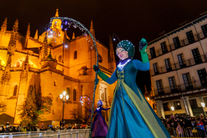 SS.MM. los Reyes Magos de Oriente, visitan Segovia - ICAL