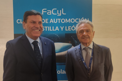 Félix Cano, presidente de FaCyL, y Carlos Fernández Carriedo, consejero de Economía y Hacienda. E.M.