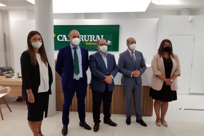 Inauguración de una nueva oficina de Caja Rural en La Bañeza (León). - ICAL