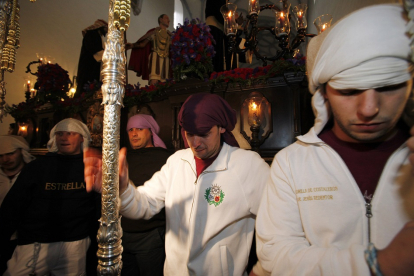 Imagen de archivo de la suspensión de la procesión de la Estrella de Ávila.- ICAL