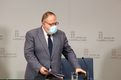 El consejero de Sanidad, Alejandro Vázquez, comparece en rueda de prensa posterior al Consejo de Gobierno. -ICAL