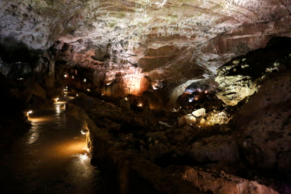 Cuevas de Valporquero en León. -ICAL.