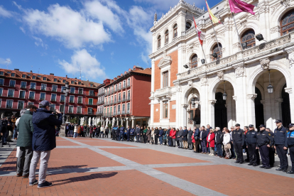 Minuto de silencio en el Ayuntamiento de Valladolid con motivo del 20 aniversario del 11-M - ICAL