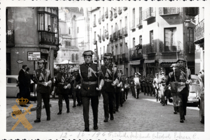 Desfile de la Guardia Civil de Segovia por las calles de la capital.. 1965