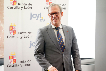 Mariano Veganzones, Consejero de Industria, Comercio y Empleo JCyL