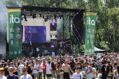 Miles de jóvenes de la Comunidad se dan cita en el parque Ribera Sur de la capital palentina para celebrar la ITA