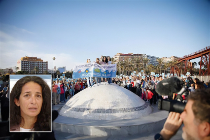 Concentración este sábado en Almería convocada por Patricia Ramírez, abajo a la izquierda en la imagen