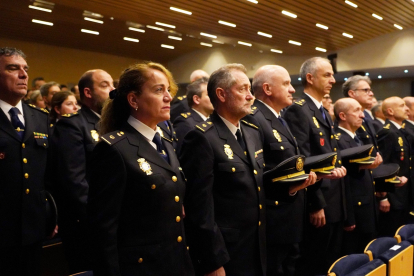 Acto de homenaje a los veteranos de la Policía Nacional