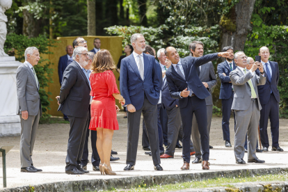 El Rey Felipe VI ha presidido este jueves la reunión del Patronato del Real Instituto Elcano de Estudios Internacionales y Estratégicos