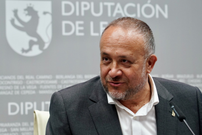 El presidente de la Diputación de León, Gerardo Álvarez Courel