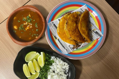 El Mariachi Loco, de Sedavi, Valencia (Comunidad Valenciana), por su Taco de Birria