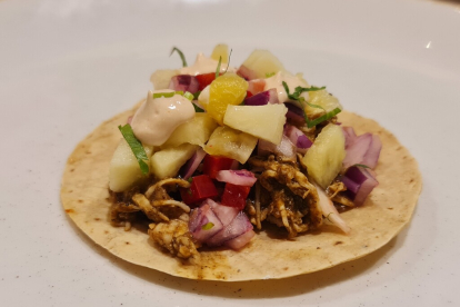 Santa Chula Mexicana Food, de Pamplona (Comunidad Foral de Navarra), por su Tacos de Pollo Oaxaca 2.0