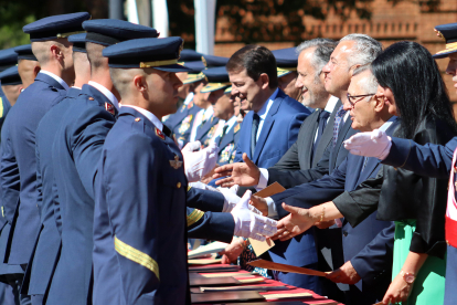 Entrega de Reales Despachos de sargentos a los 339 integrantes de la XXXII promoción de la Academia Básica del Aire.