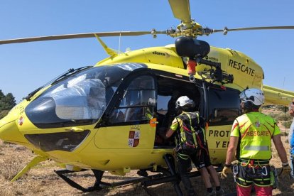 Rescate de una ciclista en Pereguinos, Ávila