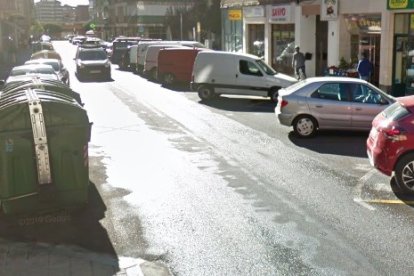 Calle María de Molina, en Palencia, donde se quedó dormido el conductor