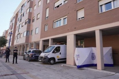 Edificio en el que la mujer fue encontrada muerta.