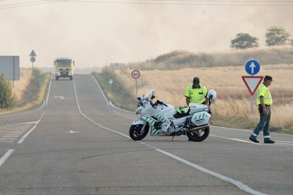 Incendio de nivel 2 en Castrillo de los Polvazares (León).