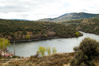 Embalse de Los Ángeles