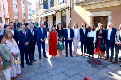 Luis Tudanca participa en Ponferrada en el acto institucional del Día del Bierzo