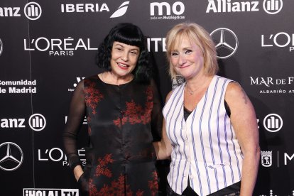 Leticia García visita la Mercedes Fashion Week