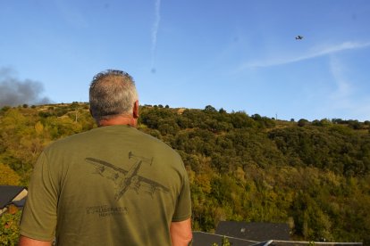 Incendio entre las localidades de Brañuelas y Tremor de Abajo (León)