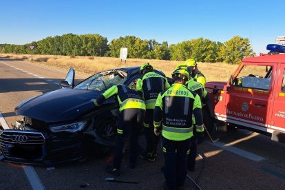 Accidente en Palencia con un fallecido y una mujer herida