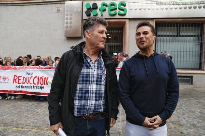 CCOO y UGT se concentran en Segovia.